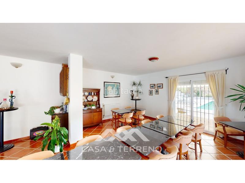 Foto c3d0493f-bb8d-452b-8f1b-299797e4e675. Locale commerciale in Macharaviaya