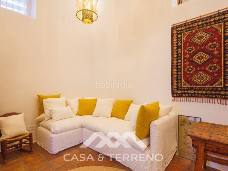 Foto 80d00c02-41b5-44cd-ad58-ee52ee826837. Local comercial a Comares