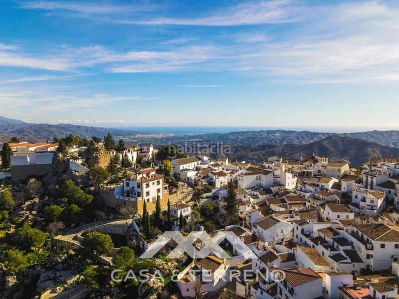 Foto b52748de-5efe-496d-84d2-7007a1bb1434. Local comercial a Comares