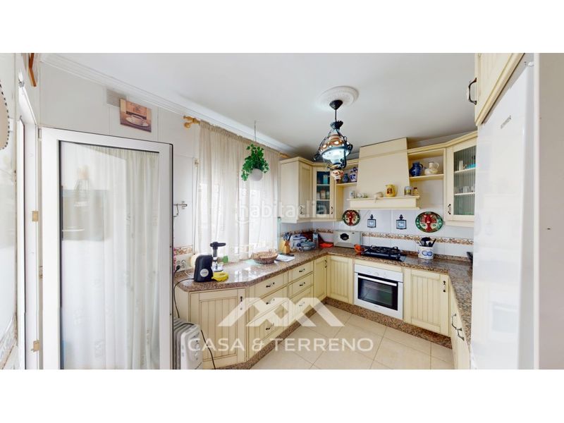 Foto 58603489-a374-4894-a32d-e4c841dc1c53. Àtic amb aparcament piscina a El Limonar Vélez - Málaga