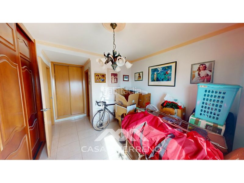 Foto 6dff2781-af42-40f1-984b-5cff50fc7513. Àtic amb aparcament piscina a El Limonar Vélez - Málaga