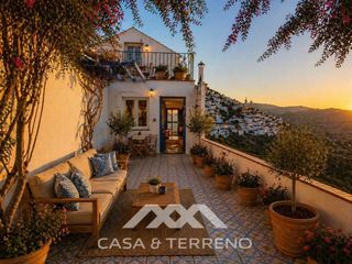 Casa  Calle castillo. Propiedad única en comares  tres viviendas con vistas panorámica