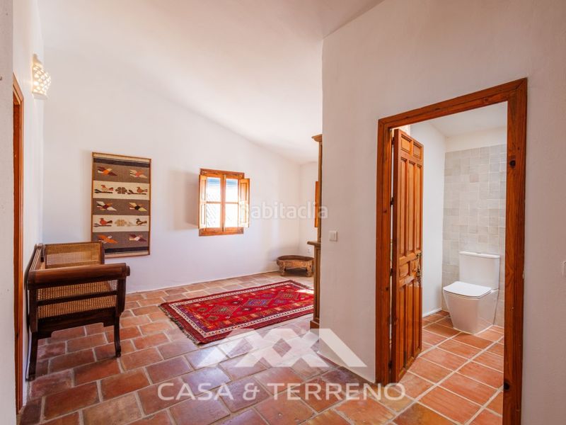 Foto 36e27d96-9339-4a8f-b76c-06a2365cd96f. Casa amb aparcament piscina a Comares