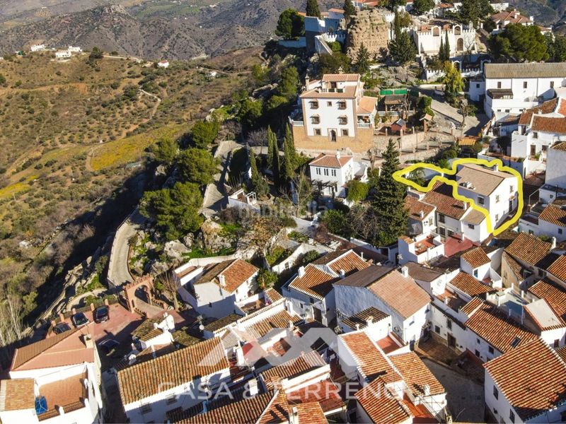 Foto 4440c1d7-c3d6-4df2-8891-79c8badae56d. Casa amb aparcament piscina a Comares