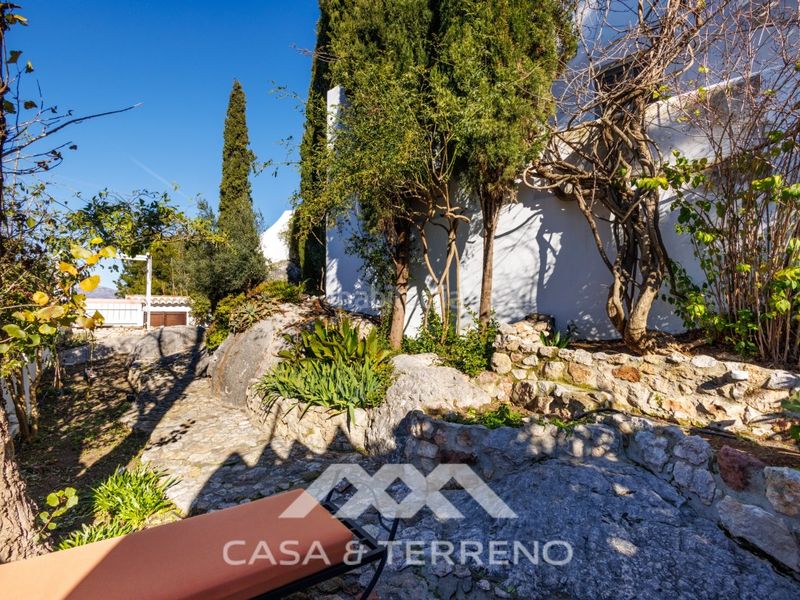 Foto 4eff8a2d-02a1-46b4-818a-6599b54ef919. Casa amb aparcament piscina a Comares