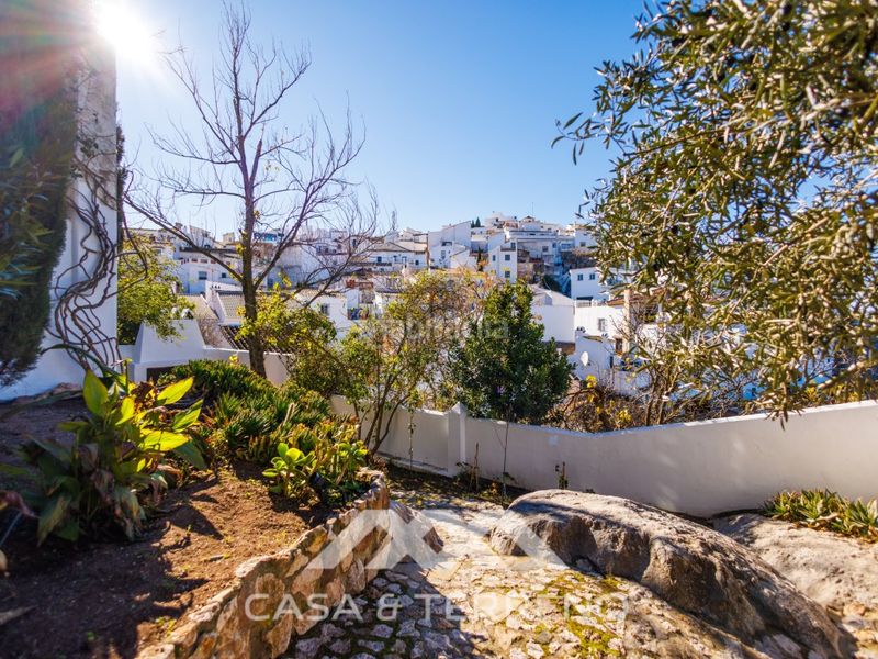 Foto 918f2dcd-503c-4f27-bef4-258ec781cc3d. Casa amb aparcament piscina a Comares