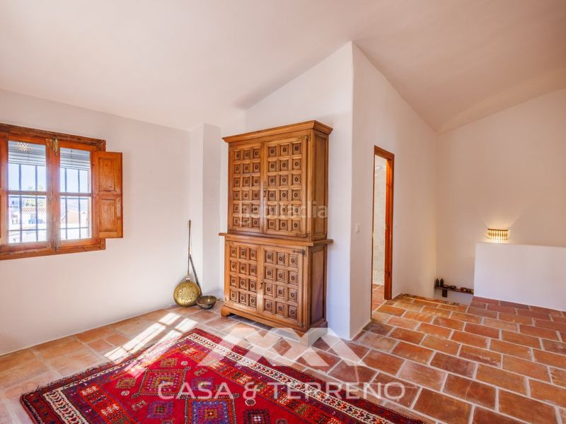 Foto 980fafa0-b808-4afb-92ec-2e7ec092a455. Casa amb aparcament piscina a Comares