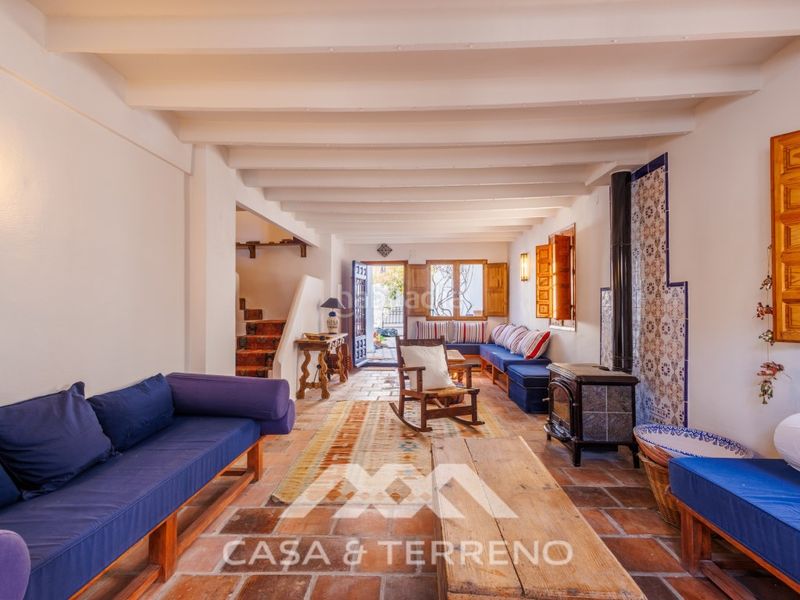 Foto cf5600d6-e75c-442c-9df0-e645671266c2. Casa amb aparcament piscina a Comares