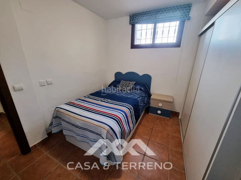 Foto 5c752652-d983-4f68-84b7-e47477bf745c. Casa amb aparcament a Torrox park Torrox