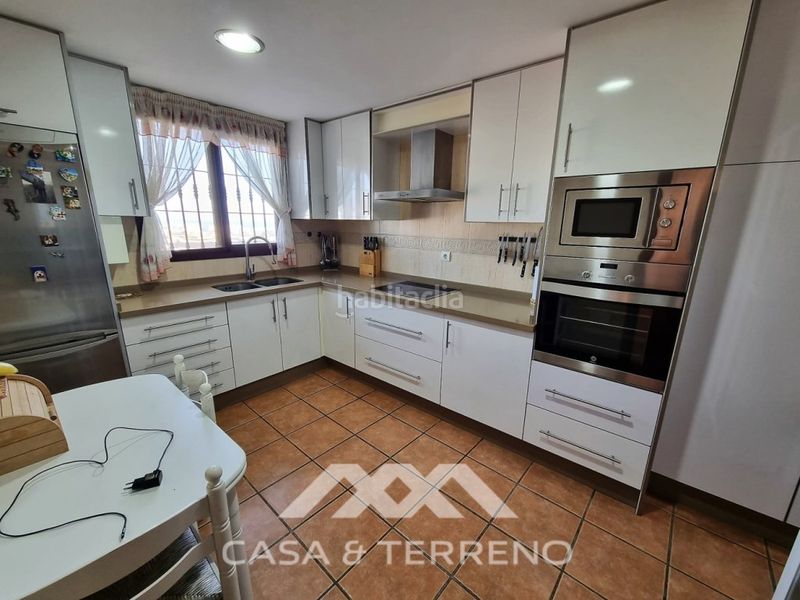 Foto be72479f-b23a-4a3f-83f0-680569919b06. Casa amb aparcament a Torrox park Torrox