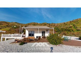Chalet  Diseminados diseminados. Encanto mediterráneo con espacios exteriores y vistas al mar en