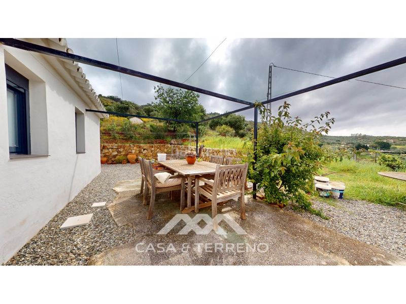 Foto 482f643f-bb93-4ce6-bd90-f056a7cf9ae7. Casa amb aparcament piscina a Álora