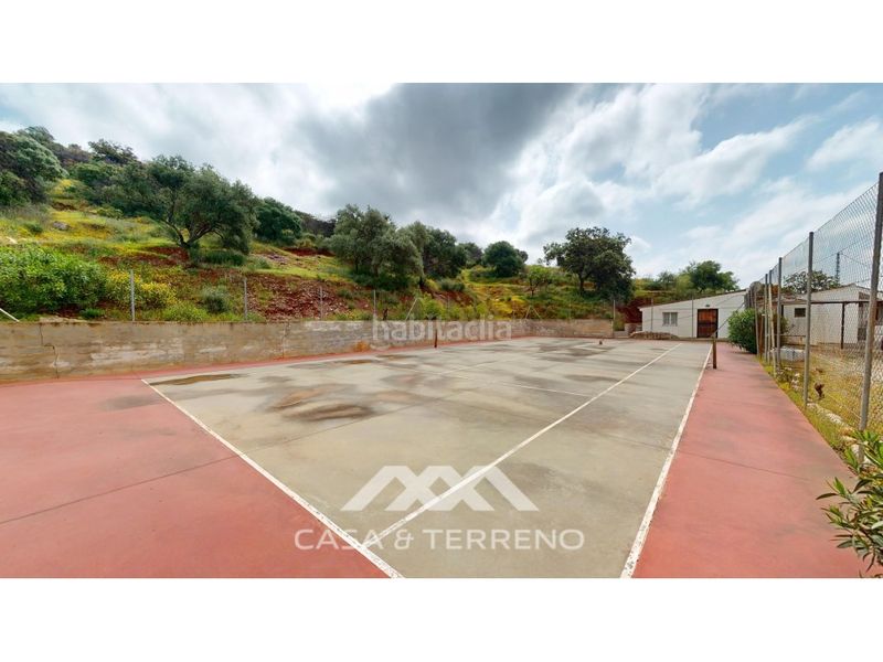 Foto f62c9901-e6d3-417f-ba98-f81ac44f96c4. Casa amb aparcament piscina a Álora
