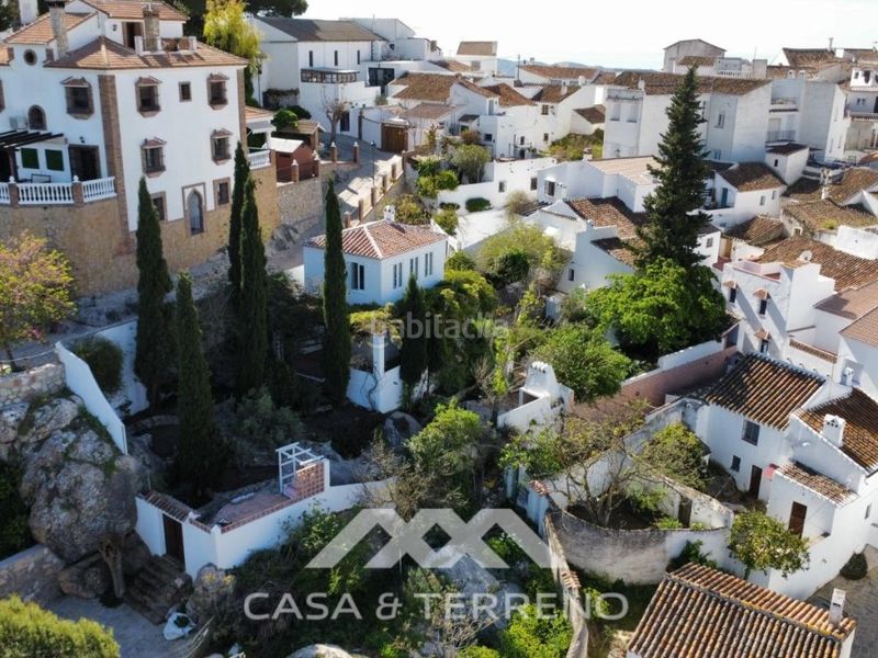 Foto dfd4b3ea-c4b1-4a45-b31c-307dee2f2589. Casa amb piscina a Comares