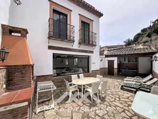 Doppelhaus  Calle mudejar. Casa pareada en venta en salares