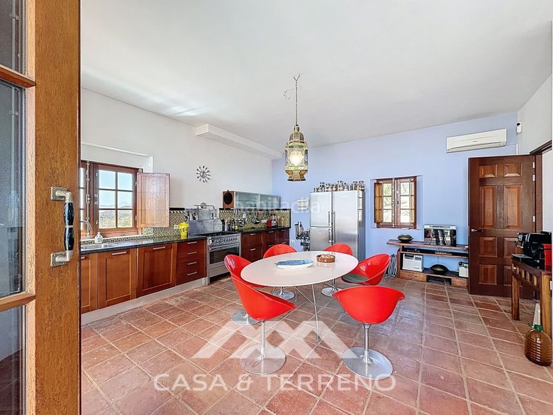 Foto 506c3aed-63ca-4eec-9a89-bd0de2af5ceb. Casa amb calefacció aparcament piscina a Alcaucín