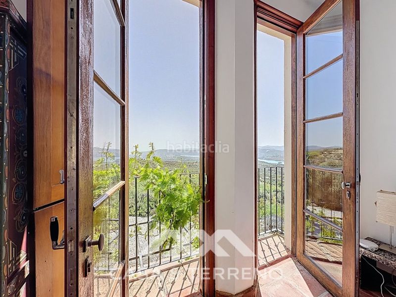 Foto ce2023d1-7436-4417-84c4-2def251c9163. Casa amb calefacció aparcament piscina a Alcaucín