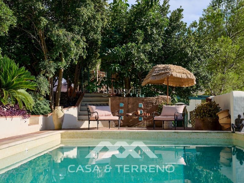 Foto 8767a874-573c-4dfa-958e-7d45cc4cd19d. Casa amb piscina a Comares