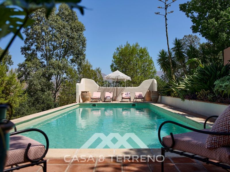 Foto a0ff5ab4-46a3-45a2-9060-66ea9a3c64bd. Casa amb piscina a Comares