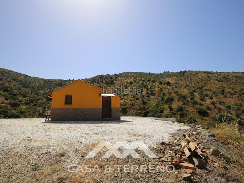Foto 1bb351cb-f2c5-4f32-ad7d-ac918d70c609. Casa amb aparcament a Totalán