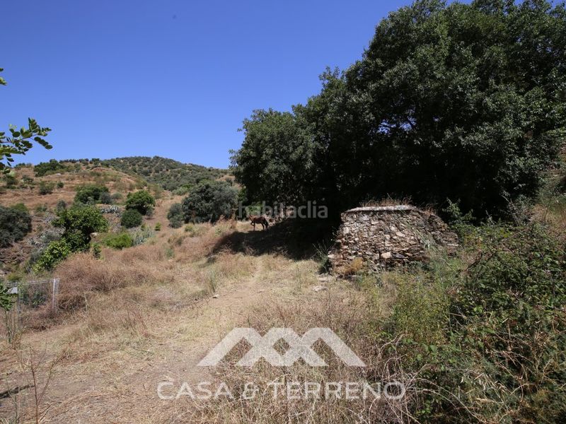 Foto b9f55b5b-acd5-4316-9eb3-a5d401b9ed22. Casa amb aparcament a Totalán