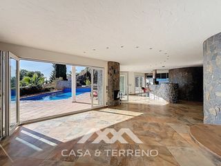 Maison  Poligono 1 paraje 28 benthomiz. Villa en venta en algarrobo con vistas al mar y montaña
