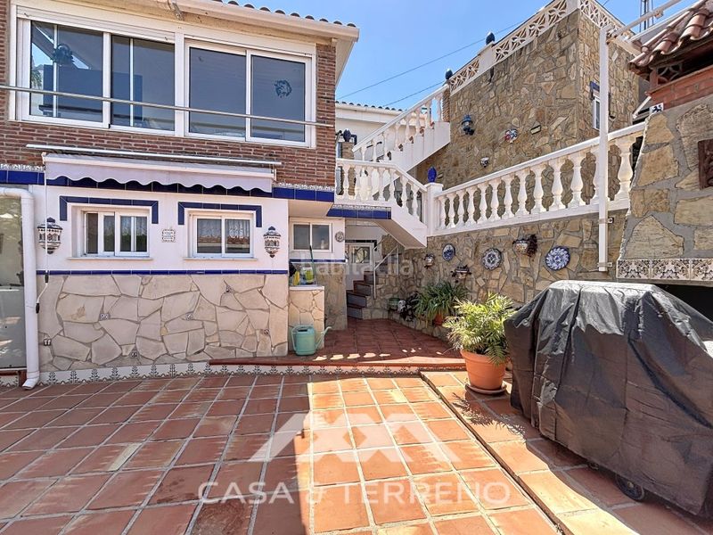 Foto ac0dc6a3-f34e-4375-a16e-c6f0dd76c32e. Xalet amb aparcament piscina a Urbanización Santa Rosa Torrox