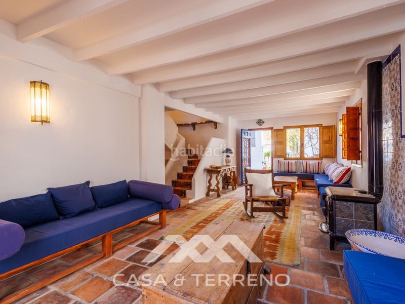 Foto f8af5410-933c-40d6-8ee3-ec855d2816ce. Casa amb aparcament piscina a Comares