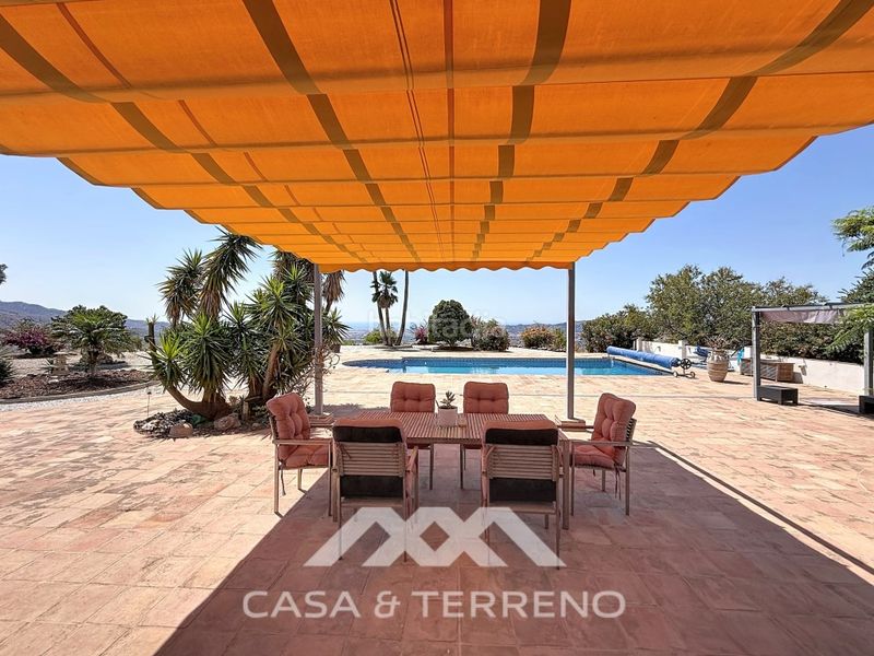 Foto 7748d762-708b-40db-b82c-6da0c21cdfec. Casa amb piscina a Norte - Barrio del Pilar - El Reñidero Vélez - Málaga