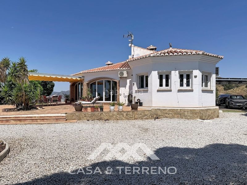 Foto 7af3ae98-93f3-4eef-bcb0-f0c99f96baea. Casa amb piscina a Norte - Barrio del Pilar - El Reñidero Vélez - Málaga