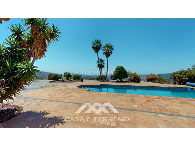 Foto 8cb00e5c-1f09-4e6f-ab45-e54b525686ea. Casa amb piscina a Norte - Barrio del Pilar - El Reñidero Vélez - Málaga