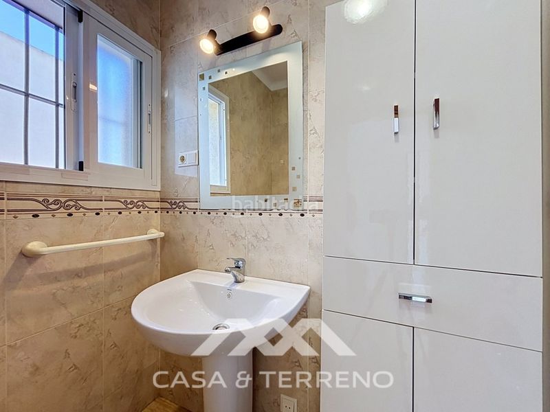 Foto 114ea9a3-49ea-4fde-b29b-716e18fb2fac. Apartament amb piscina a Torrox park Torrox