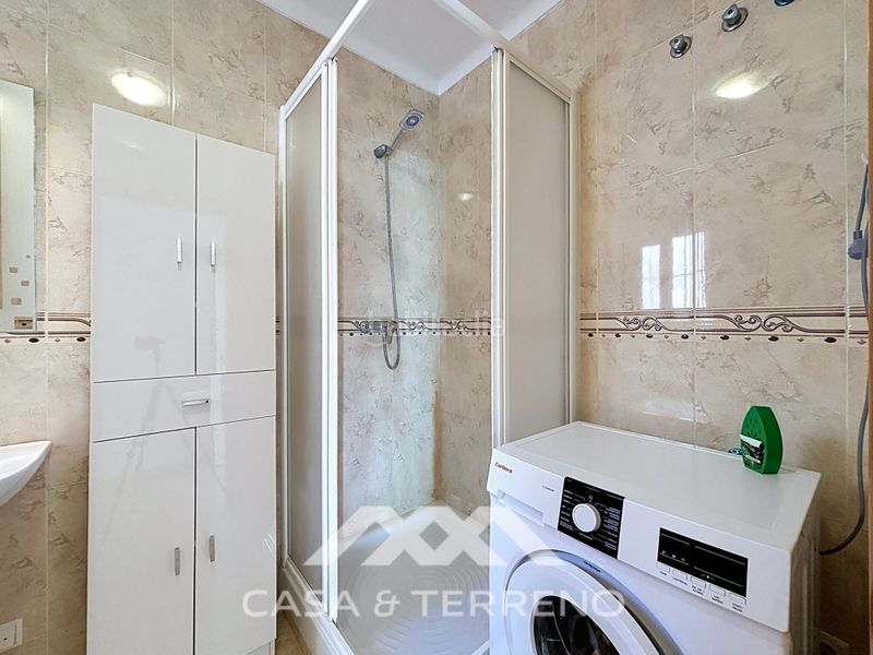 Foto a10fa6b9-56e9-4f5c-a5e2-863d627b7c7e. Apartament amb piscina a Torrox park Torrox