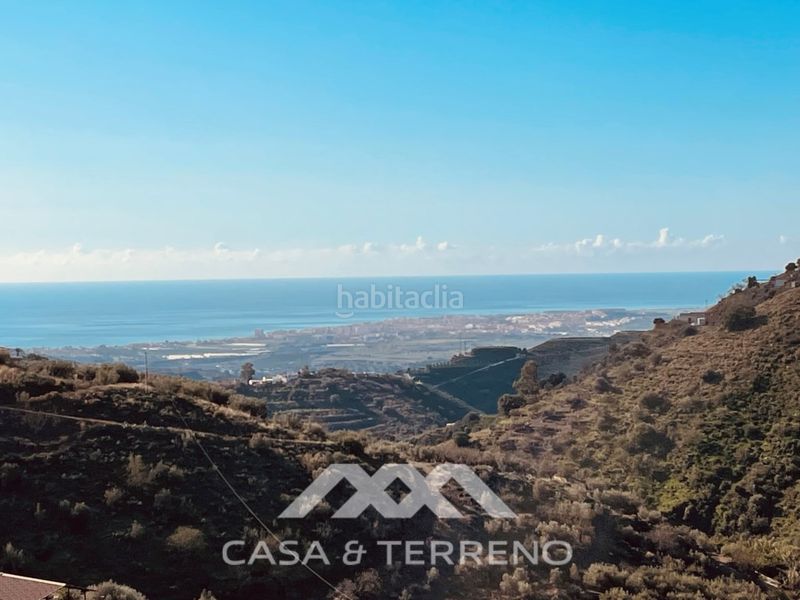 Foto 417d1554-a4be-4f05-a654-0e6971e97e3d. Casa amb piscina a Arenas