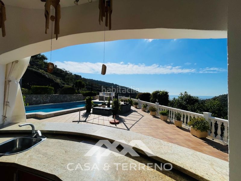 Foto 48b6c235-8b40-4d86-ba63-e721080164c7. Casa amb piscina a Arenas