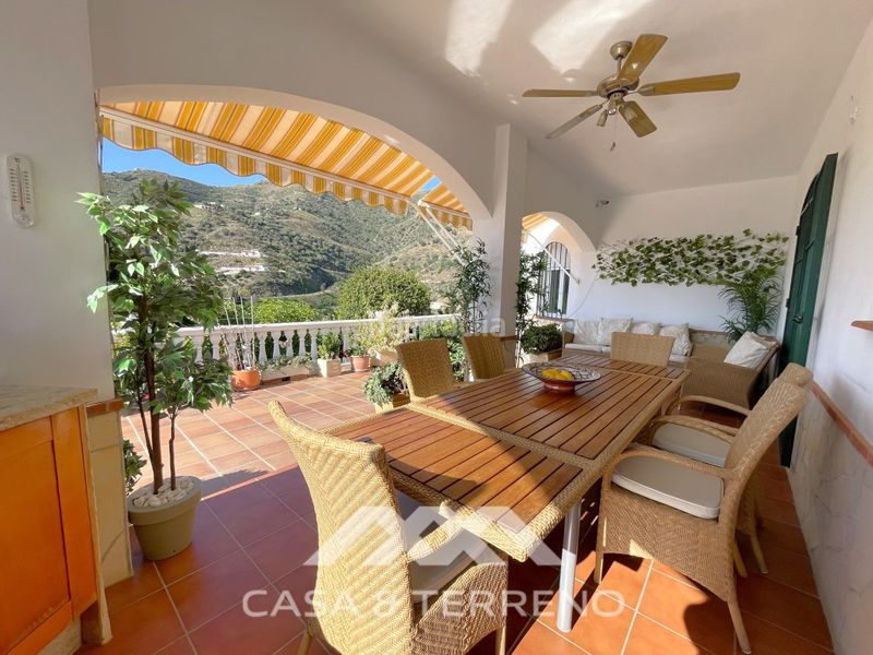 Foto 9a989905-8d07-456b-8312-35866981e496. Casa amb piscina a Arenas