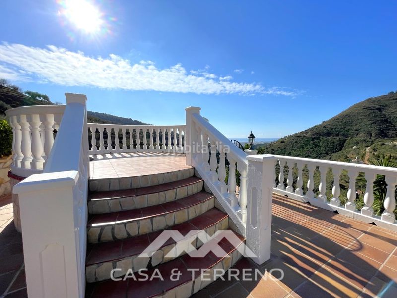 Foto e18cff9d-c589-4f89-bdec-b74b1c407ffb. Casa amb piscina a Arenas