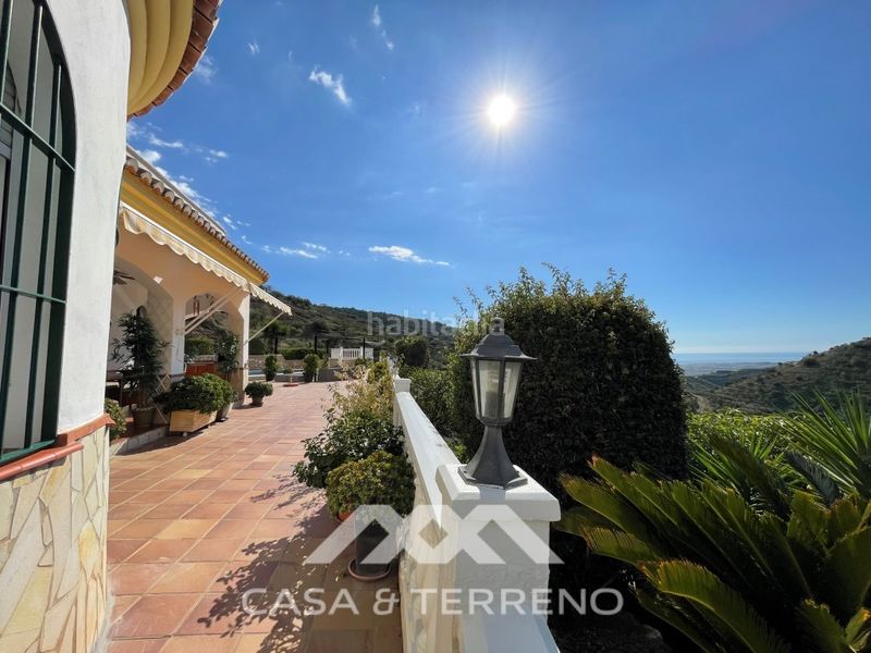 Foto ffa57f4e-788a-408b-ab58-f4e77d639cf3. Casa amb piscina a Arenas