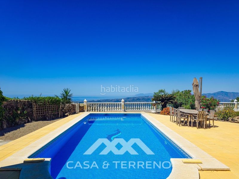 Foto 5e8e028c-8224-4a61-852a-5d883462286c. Casa amb calefacció aparcament piscina a Arenas