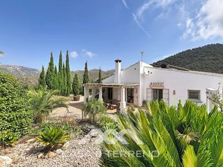 Casa a Frigiliana. Casa en venta en frigiliana
