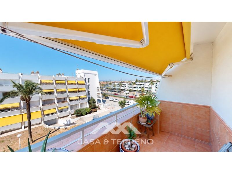 Foto 799bd8fa-9438-4e29-9384-3ebc72b872bc. Dúplex  en venta en caleta de vélez en Caleta de Velez
