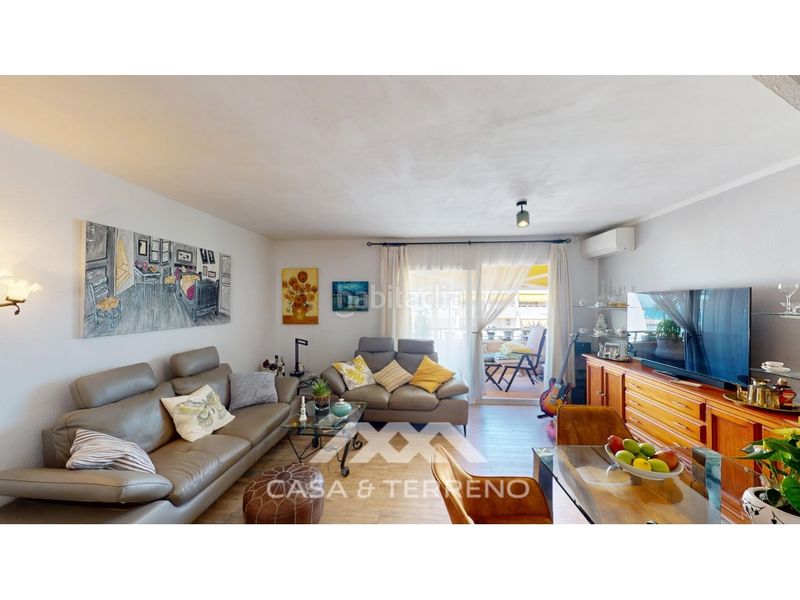 Foto fd0338c8-0d04-491b-a9f3-fe03bd7414d0. Dúplex  en venta en caleta de vélez en Caleta de Velez