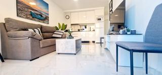 Apartament en Paseo martimo rey de espaa 80. Piso reformado de 2 dormitorios en primera lnea de playa de fue