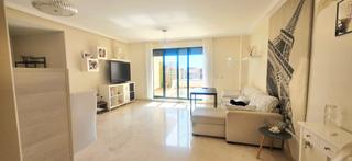 Flat en Calle concepcion arenal 8. Precioso y amplio piso en finca doa mara