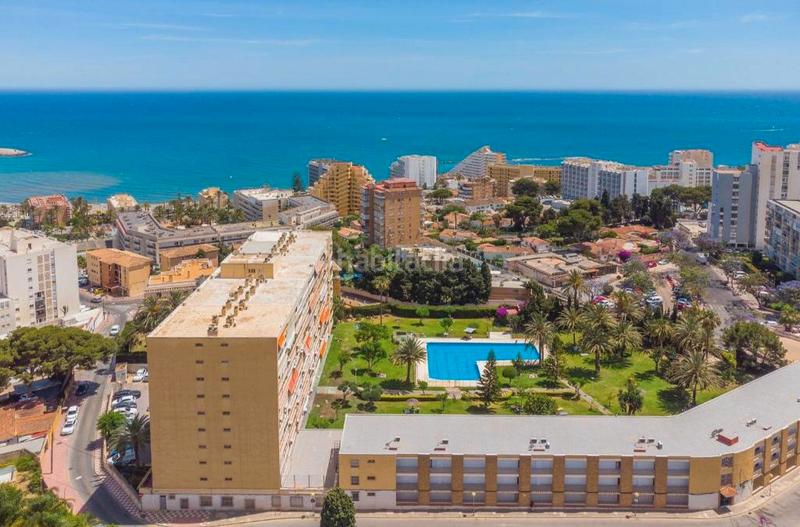 Foto 7854ad49-613b-4b24-adc2-90f0d113877a. Apartamento  cerca de la playa con jardines y piscina, 2 dormitorios en Benalmádena