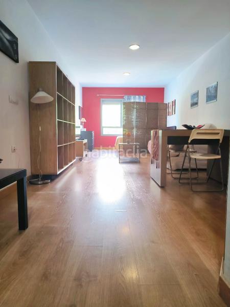 Foto b2ac9c57-e1b8-40a6-bee8-b1330196eb15. Estudio en avenida salvador vicente 0 estudio muy espacioso en el centro de Arroyo de la Miel en Benalmádena