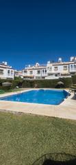 Maison jumelée  Avenida las palmeras. Gran adosada de tres plantas,  cerca de la playa de 3 dormitorio