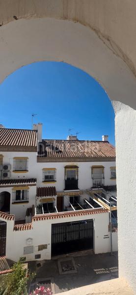 Foto 402f268d-cdf3-43a1-9cf9-2136a80d58b1. Maison jumelée avec cheminée parking piscine dans Parque de la Paloma Benalmádena
