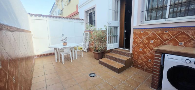 Foto 684340dd-2d62-4633-9ba0-5573efec5528. Casa adossada a calle del maestro vert 33 a Churriana - El Pizarrillo - La Noria - Guadalsol Málaga