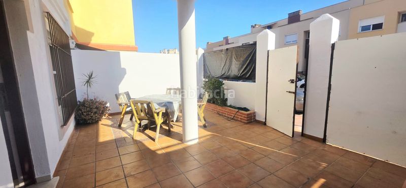 Foto ca7540a8-2d51-4d35-8c51-a23c51497855. Casa adossada a calle del maestro vert 33 a Churriana - El Pizarrillo - La Noria - Guadalsol Málaga